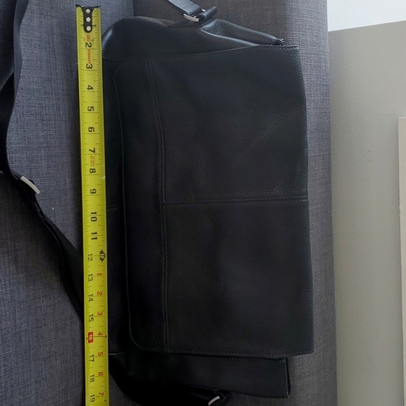 NWOT Bosca messenger bag, black - Picture 14 of 15